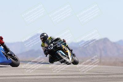 media/Apr-20-2025-CVMA (Sun) [[39090e8767]]/Race 16-Formula Middleweight/